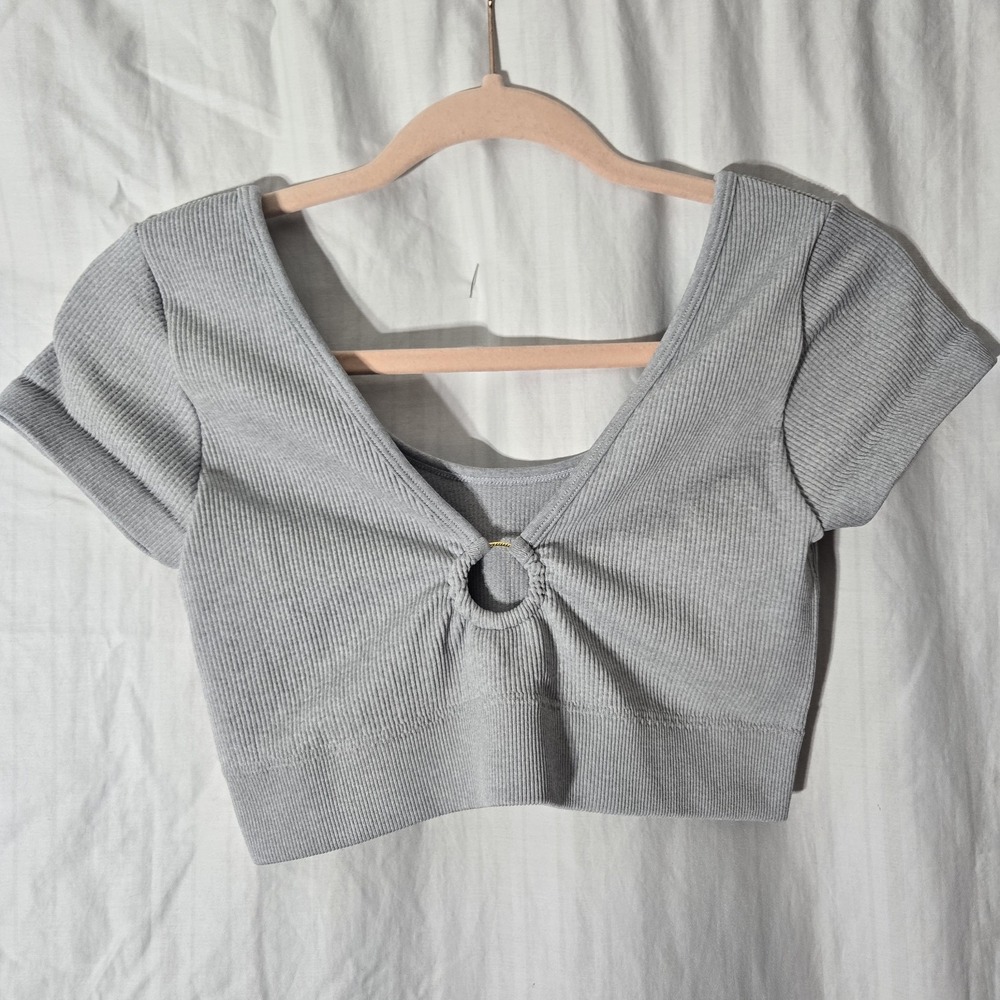 Aerie Women's Grey Ribbed Stretch Ring Cinch Crop Top Short Sleeve